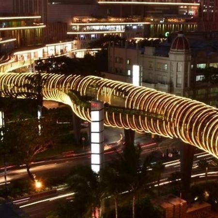 Homy 2 Bedroom Apartment Near Shopping Malls جاكرتا المظهر الخارجي الصورة