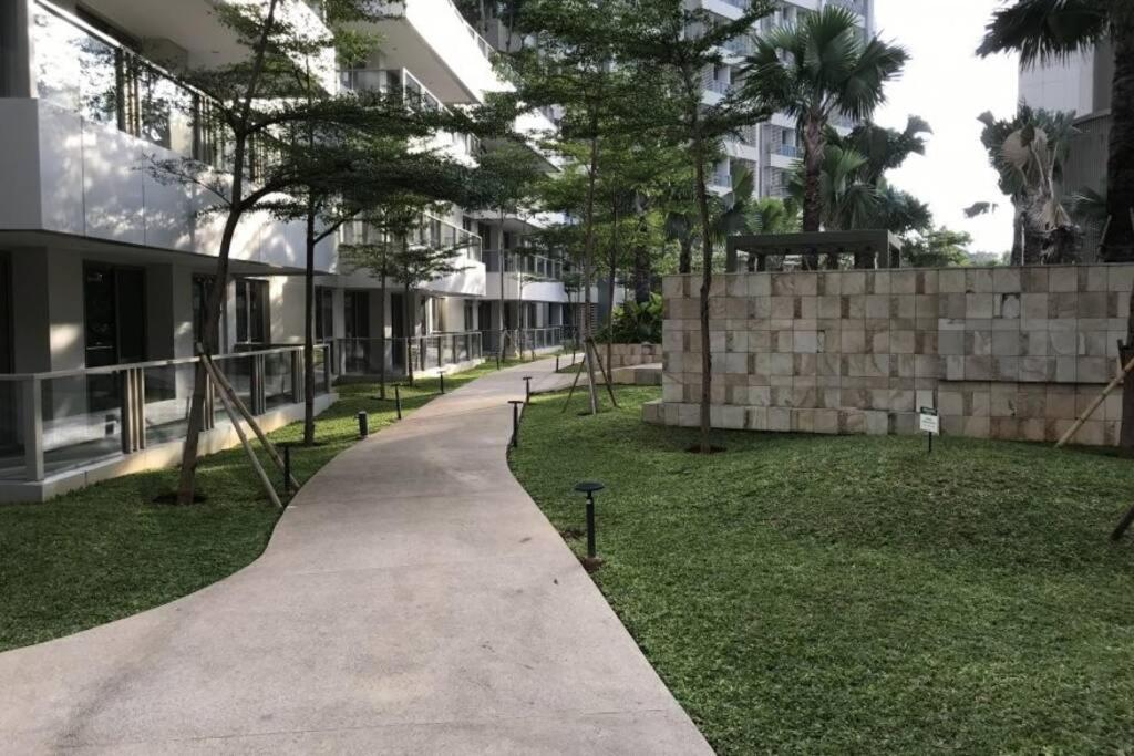 Homy 2 Bedroom Apartment Near Shopping Malls جاكرتا المظهر الخارجي الصورة